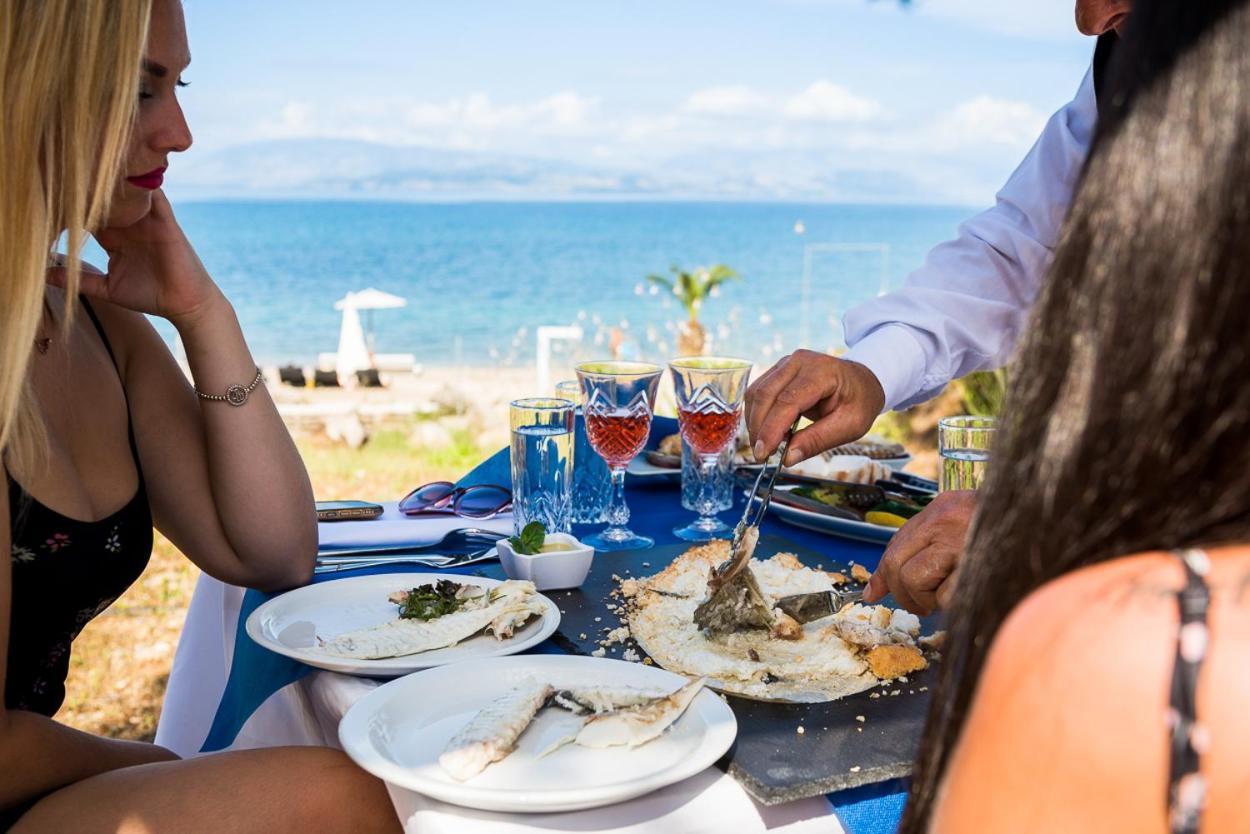 Villa Spiaggia Bianca Dafnila Luaran gambar